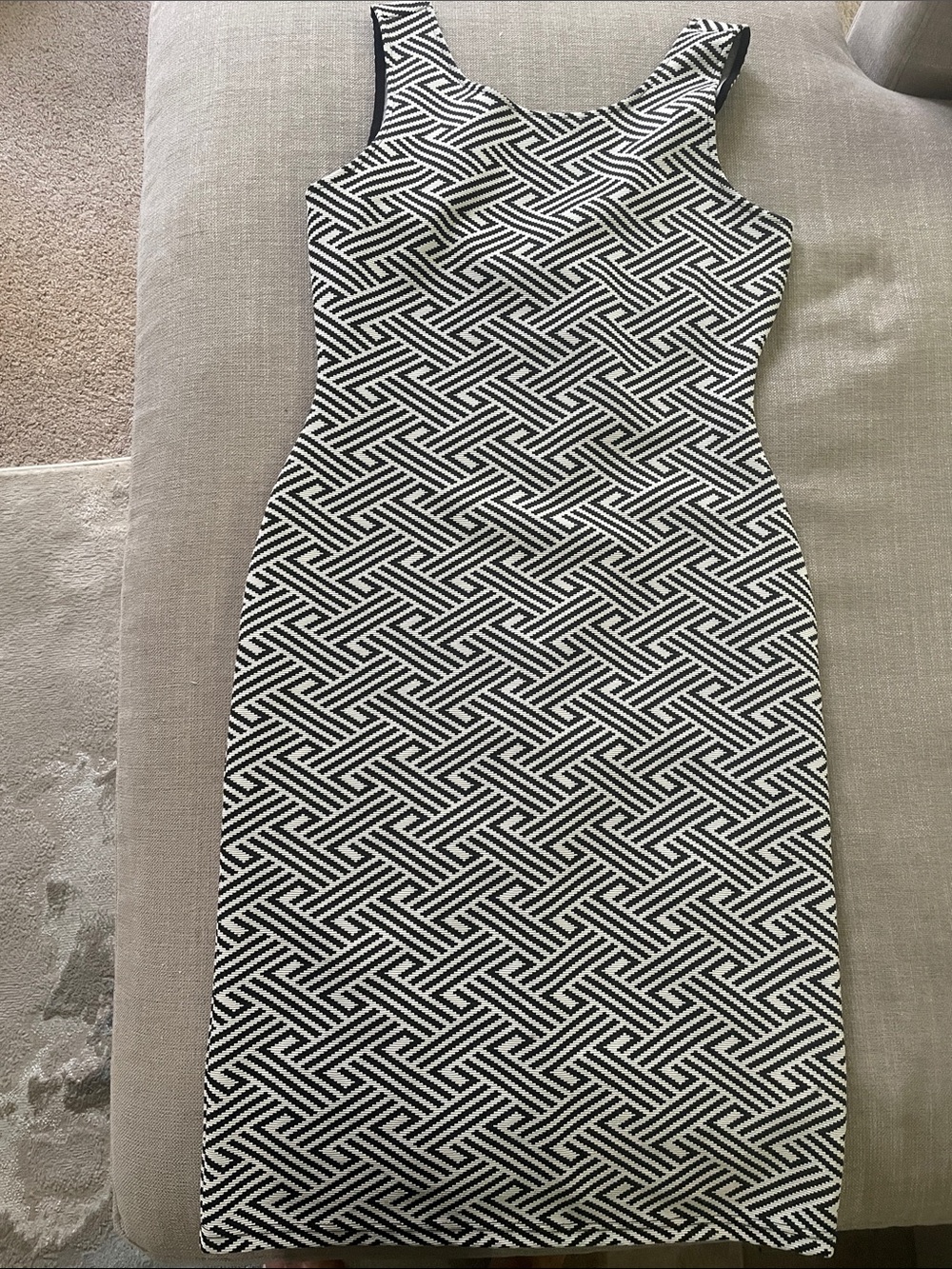 Sleeveless Black and White Geometric Sheath Dress